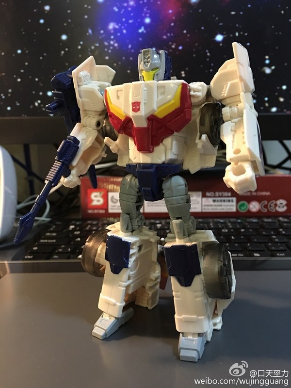 In Hand Titans Return Deluxe Wave 3 Getaway And Triggerhappy Photos  (1 of 6)